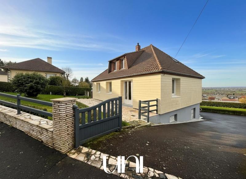 Maison - 147 m² - 6 pièces