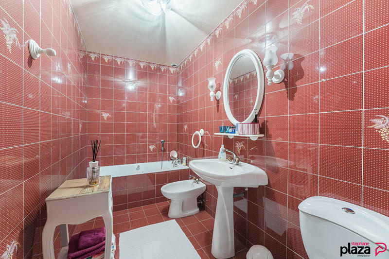 Villa - 320 m² - 7 pièces