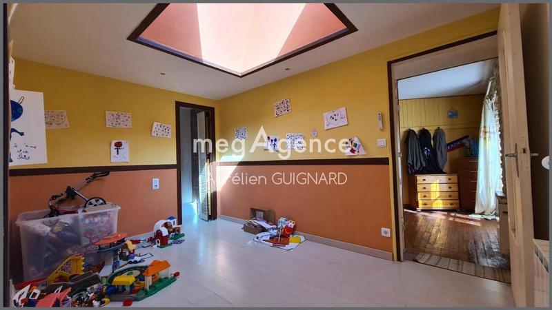 Maison - 104 m² - 5 pièces