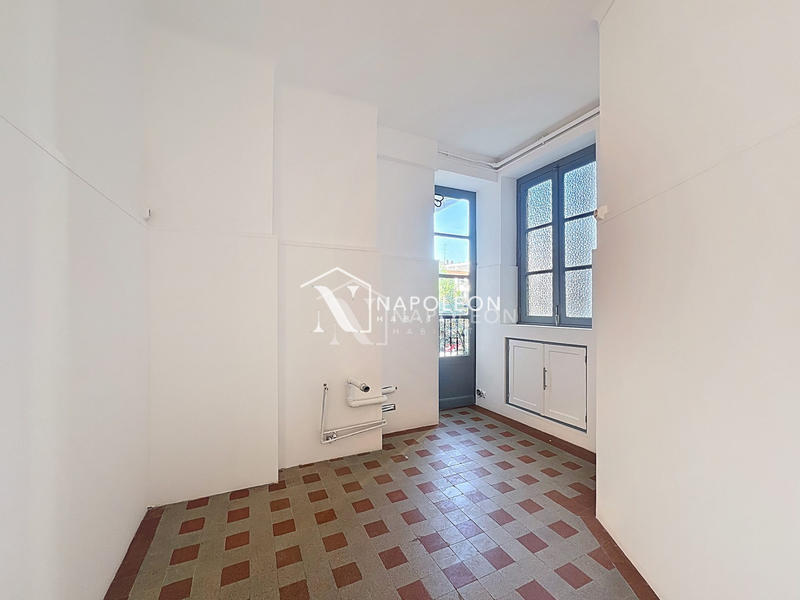 Appartement - 79 m² - 5 pièces