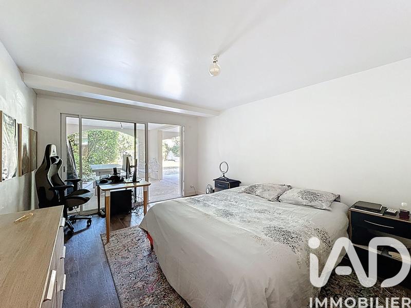 Maison - 262 m² - 8 pièces