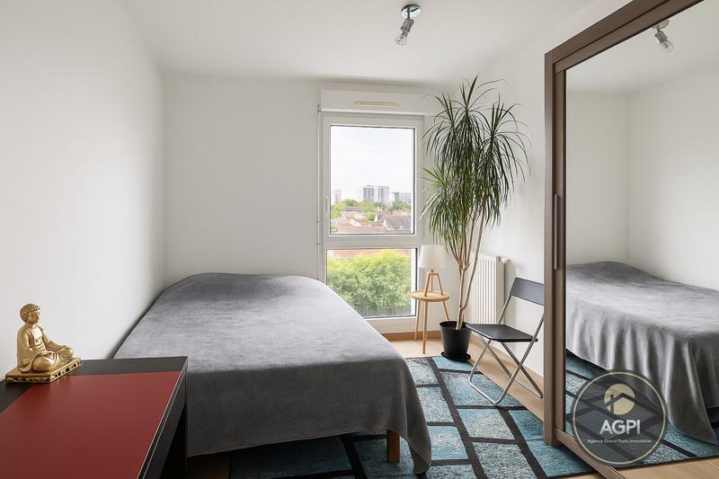 Duplex - 95 m² - 5 pièces