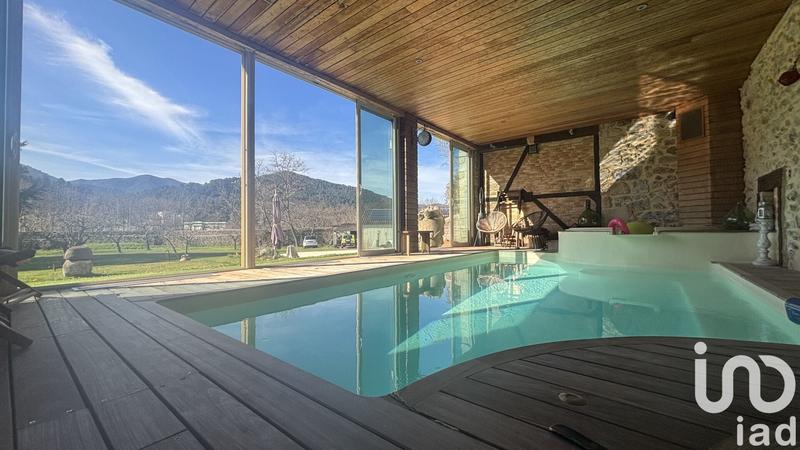 Maison - 277 m² - 8 pièces