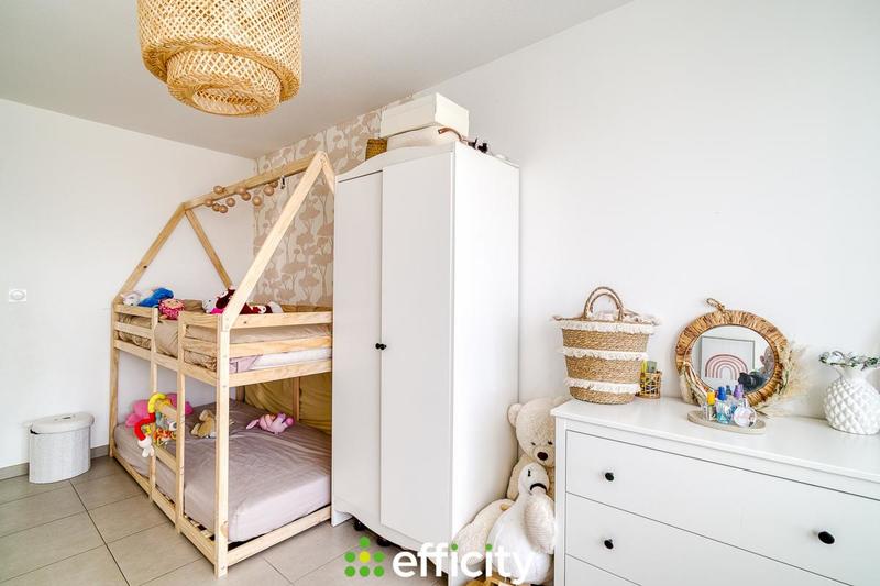 Appartement - 82 m² - 4 pièces