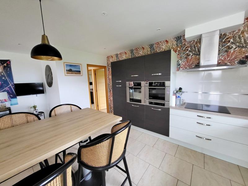 Maison - 172 m² - 9 pièces