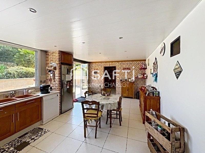 Maison - 150 m² - 7 pièces