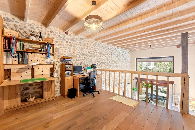 Corps de ferme - 243 m² - 5 pièces