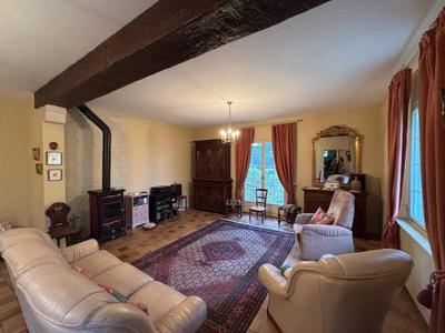 Maison - 165 m² - 6 pièces