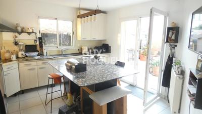 Maison - 183 m² - 6 pièces