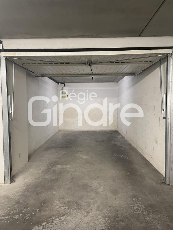 Garage - 13 m²