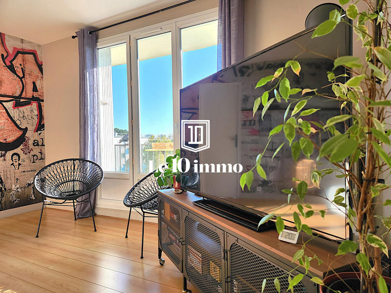 Appartement - 118 m² - 6 pièces