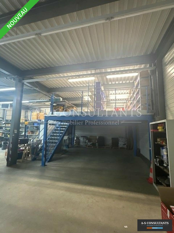 Entrepôt - 400 m²