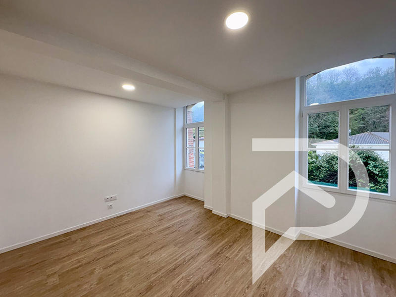 Bureau - 13 m² - 1 pièce