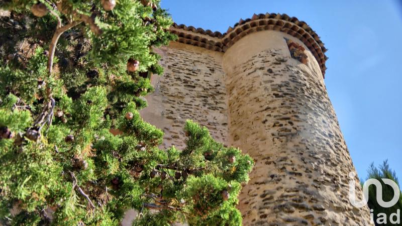 Maison - 591 m² - 12 pièces