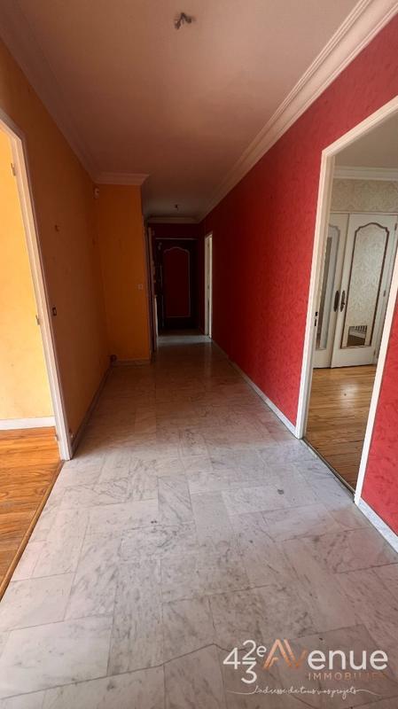 Appartement - 80 m² - 4 pièces