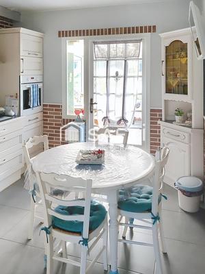 Maison - 102 m² - 5 pièces