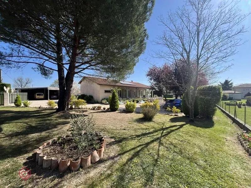 Villa - 120 m² - 5 pièces