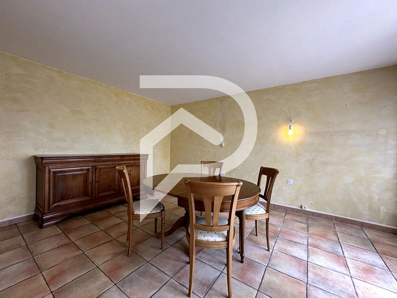 Appartement - 84 m² - 4 pièces