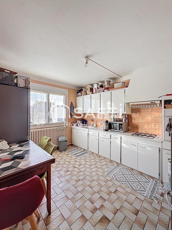 Maison - 80 m² - 7 pièces