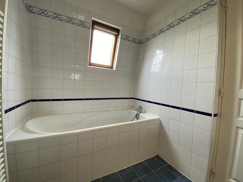 Appartement ancien - 59 m² - 3 pièces