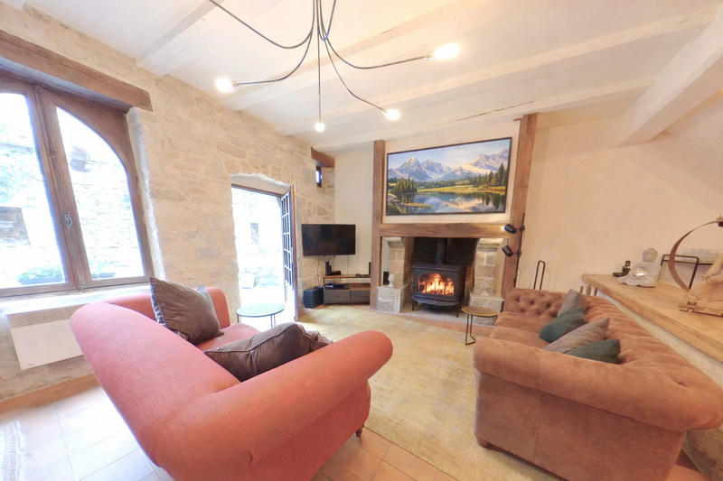 Maison - 166 m² - 5 pièces