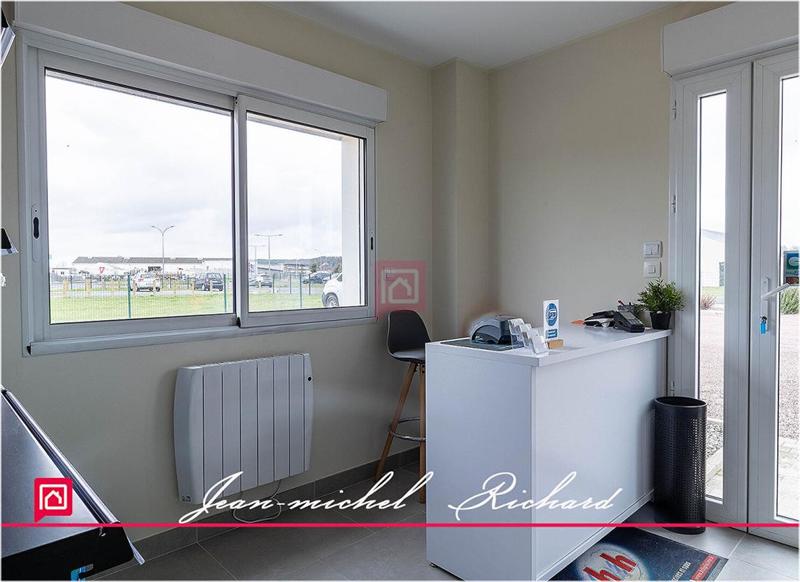 Local commercial - 192 m² - 5 pièces