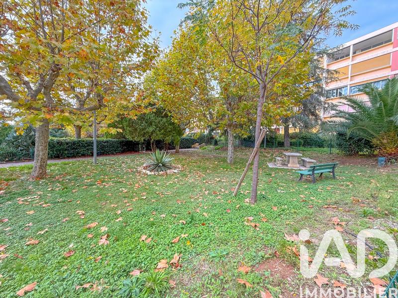 Appartement - 85 m² - 5 pièces