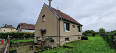 Maison - 97 m² - 4 pièces