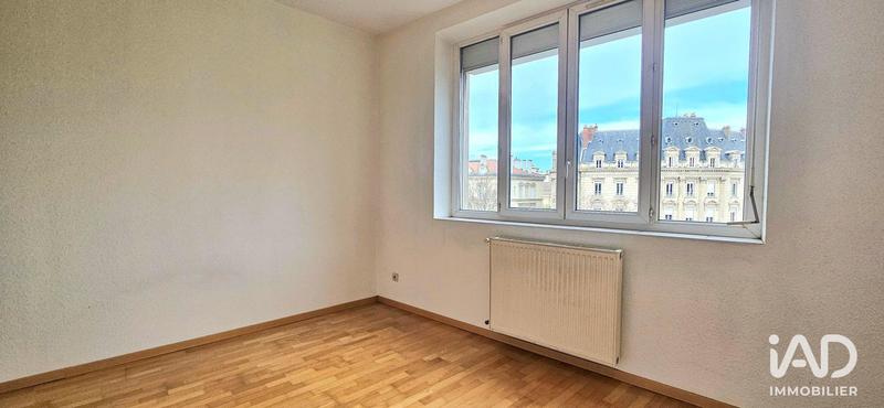 Appartement - 85 m² - 3 pièces