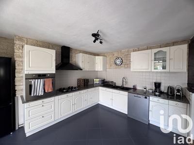 Maison - 235 m² - 6 pièces