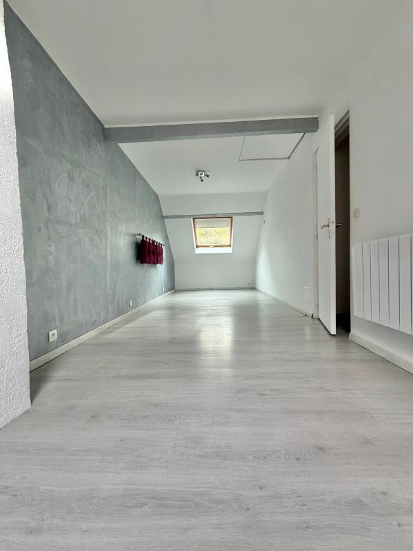 Maison - 141 m² - 7 pièces