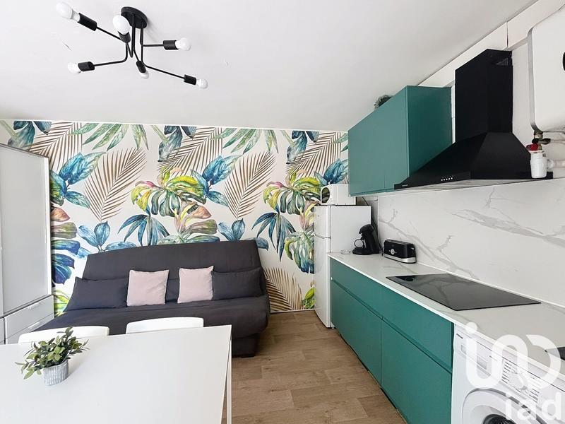 Maison - 104 m² - 8 pièces