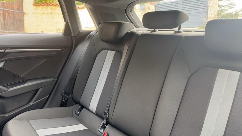 Audi A3 sportback 35 Tdi 150 s-Tronic 7 Business Line