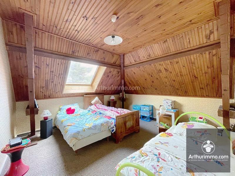 Maison - 254 m² - 9 pièces