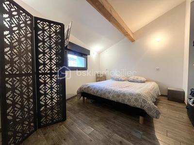 Maison de village - 100 m² - 4 pièces