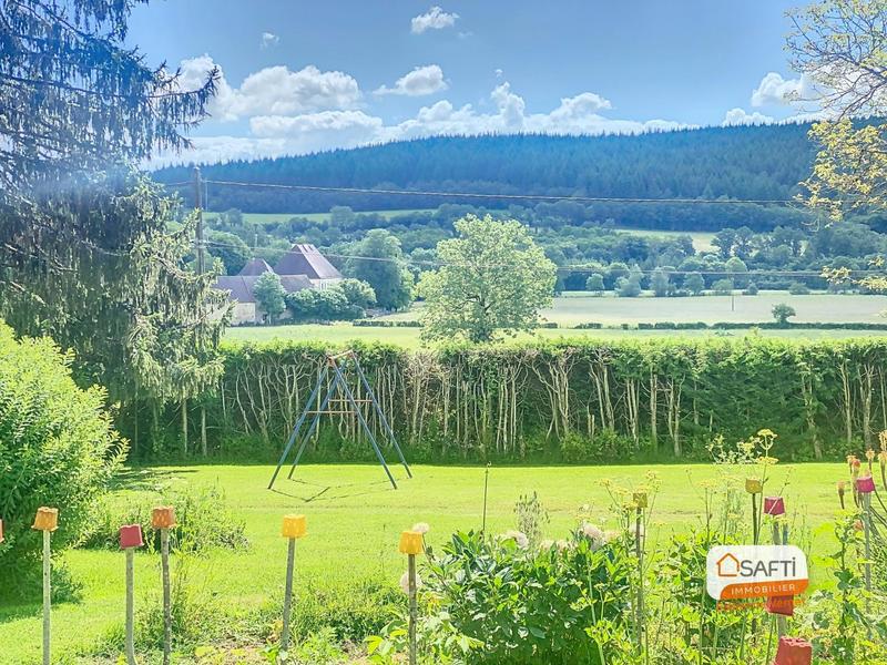 Maison - 95 m² - 5 pièces