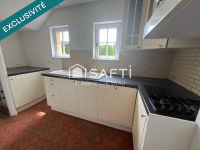 Maison - 260 m² - 6 pièces