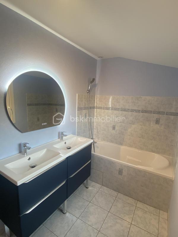 Maison - 89 m² - 5 pièces