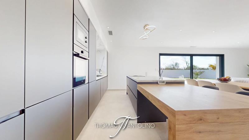 Maison - 140 m² - 5 pièces