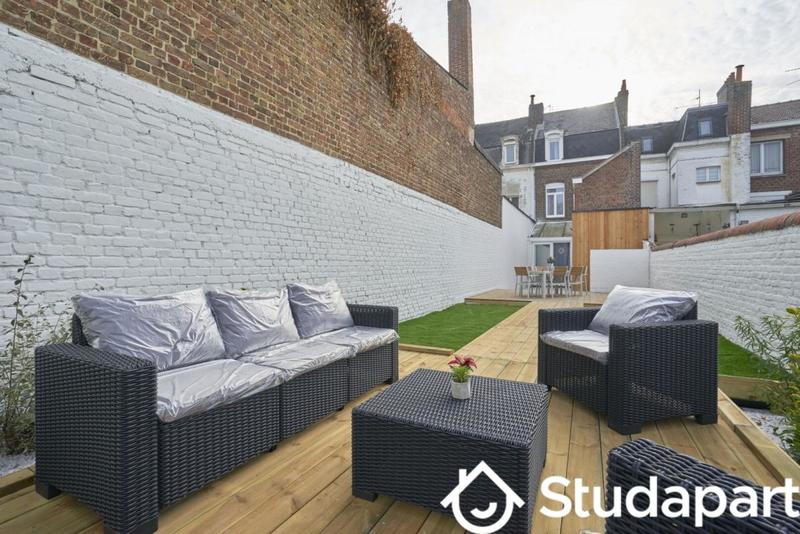 Chambre - 11 m² - 1 pièce