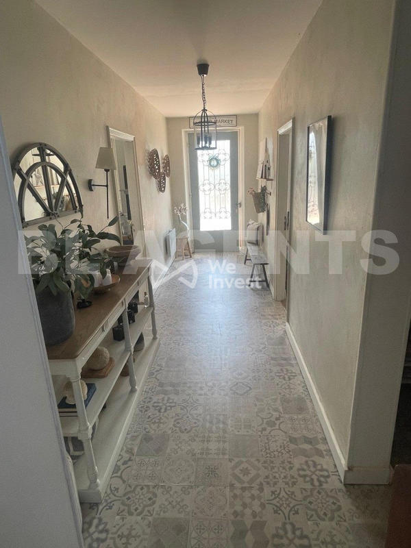 Maison - 166 m² - 7 pièces