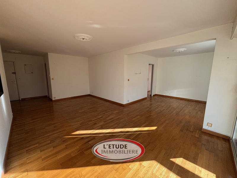 Appartement - 96 m² - 5 pièces