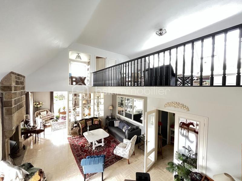 Maison d'architecte - 280 m² - 8 pièces