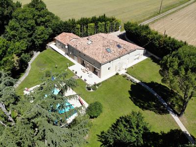 Maison - 291 m² - 8 pièces