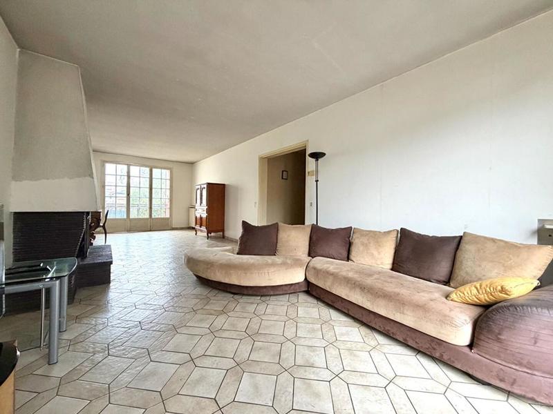 Maison - 157 m² - 8 pièces