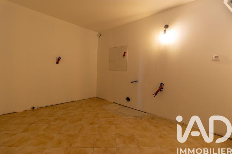 Maison - 220 m² - 5 pièces