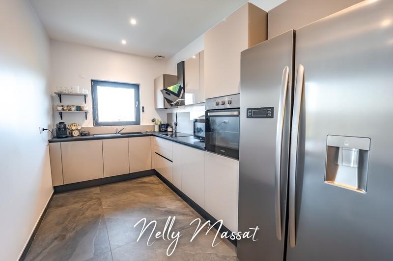 Maison d'architecte - 234 m² - 9 pièces