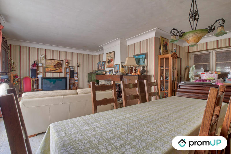 Maison - 200 m² - 7 pièces