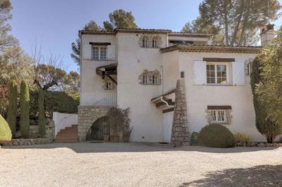 Villa - 147 m² - 5 pièces