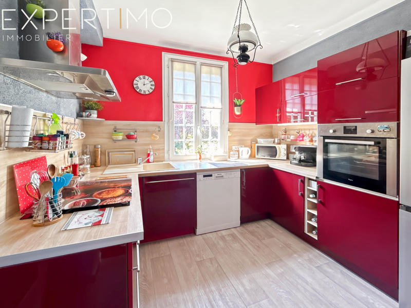 Maison - 135 m² - 6 pièces